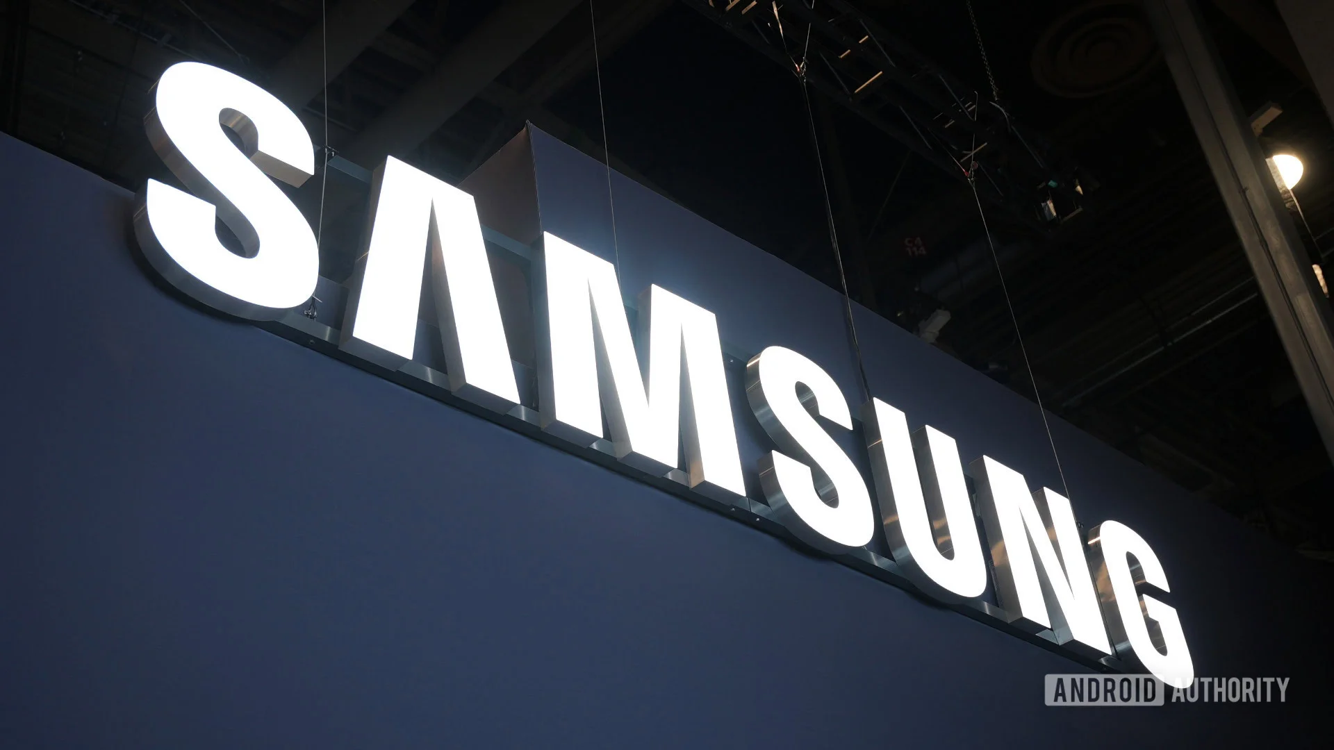 Samsung Predicts RAM Shortage Will Persist Until 2028, Impacts Smartphone Markets